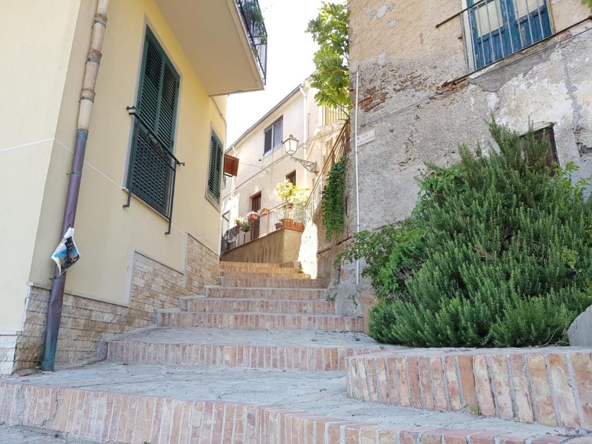 布罗洛Casa Tranquilla E Luminosa Con Terrazzo A Due Passi Dal Mare公寓 外观 照片